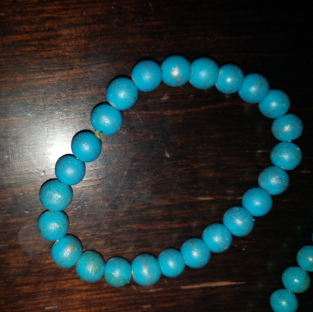 Necklace and bracelet